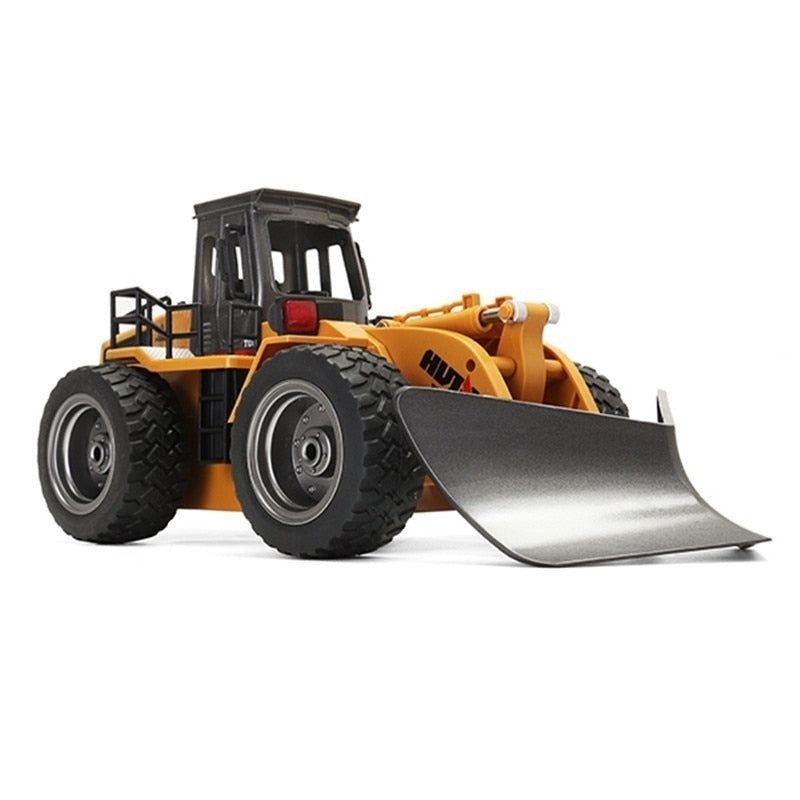 Huina 1586 Alloy Snow Shovel Engineering Excavator Bulldozer 1:18 6CH 2.4G RC Car Toy